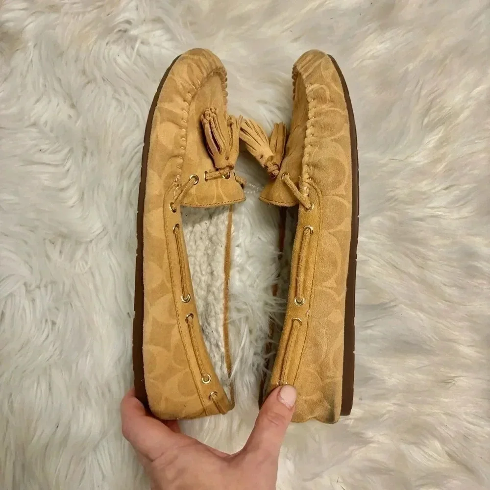 Coach Anita signature cognac tan sherling suede moccasins sz 9.5